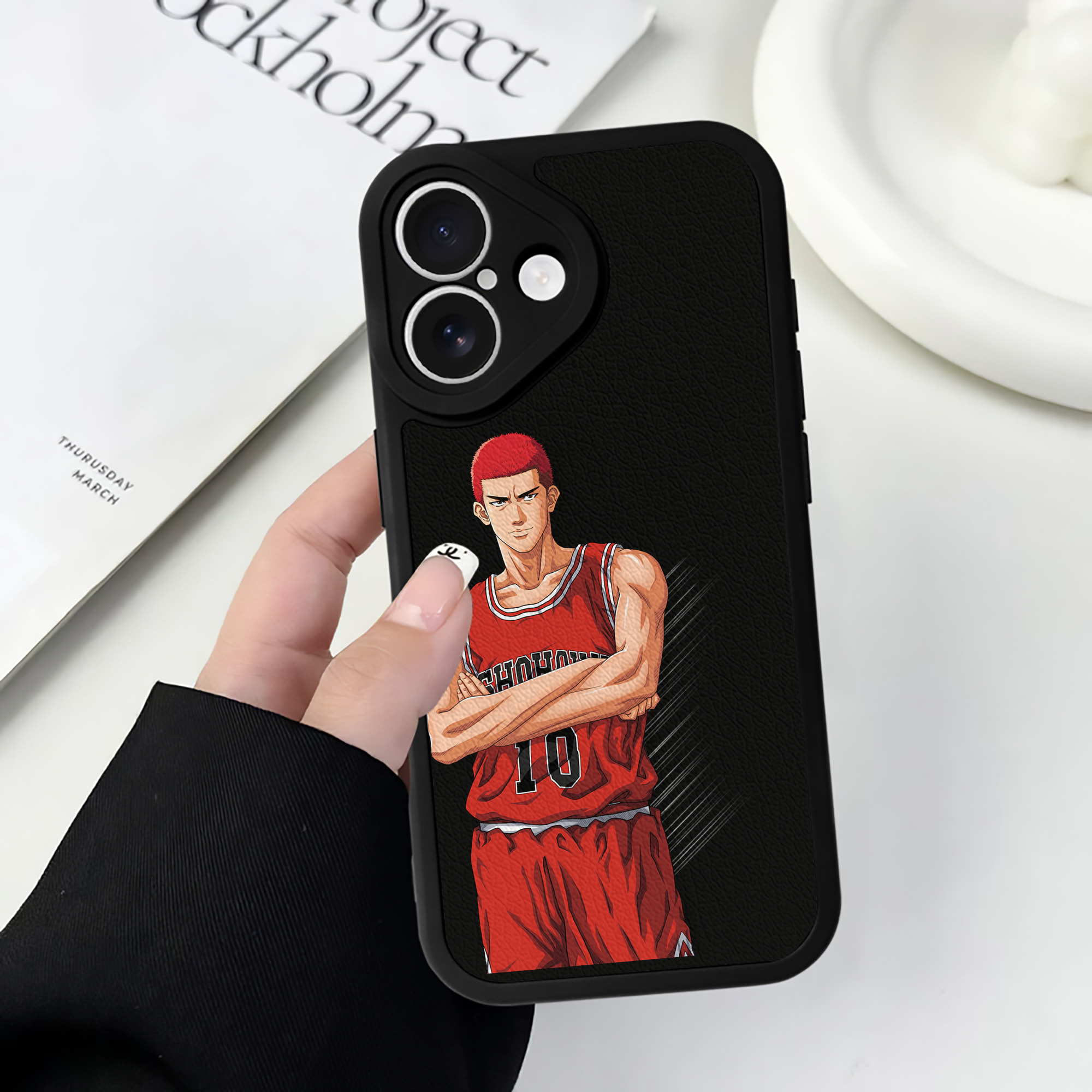 （画像用） SLAM DUNK／スラムダンク 【iPhone 16シリーズ対応】シリコンスマホケース（レザー調） 材質：シリコン